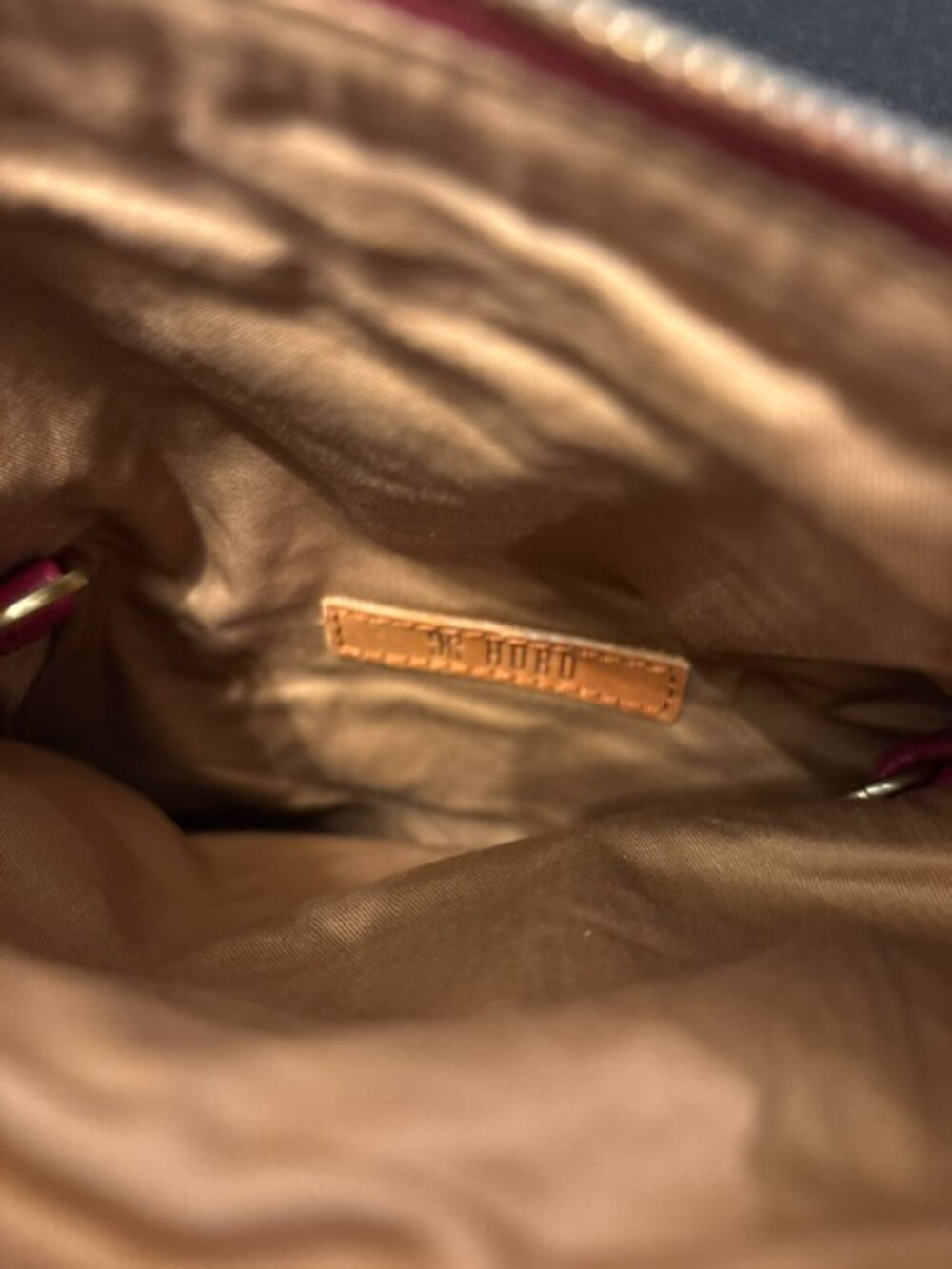 HOBO Grant Small Crossbody Wine Leather Boho Minimalist Bag NEW - Picture 2 of 5